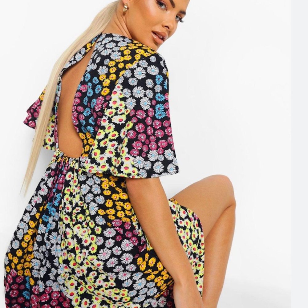 BOOHOO Mixed Floral Print Open Back Midi Dress